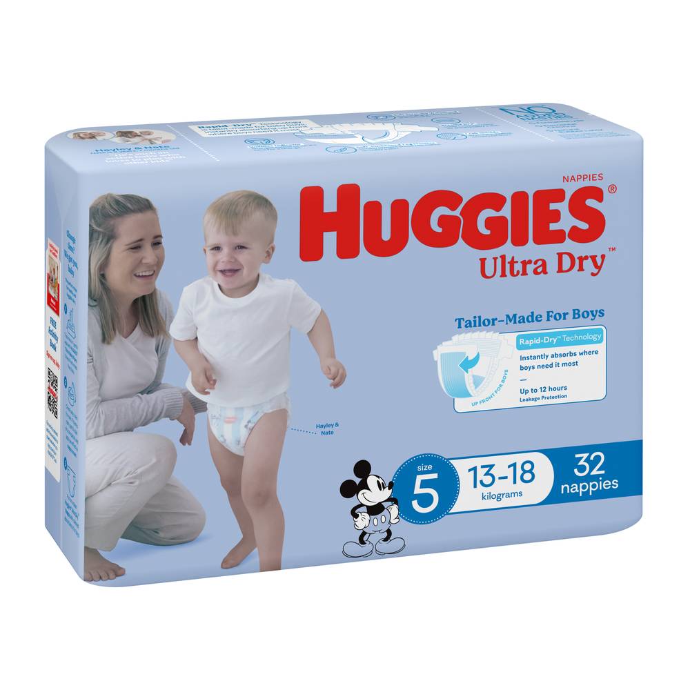 Huggies Ultra Dry Nappies For Boys, Size 5 (32 pack)