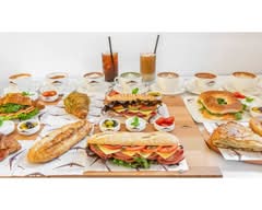 Myra Chocolate & Coffee House