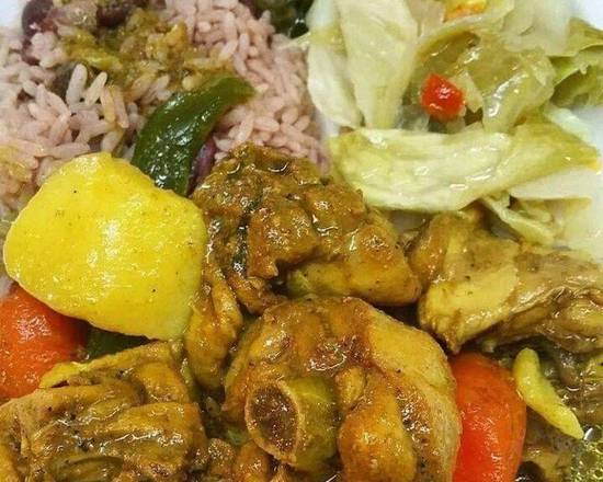 SM CURRIED CHICKEN