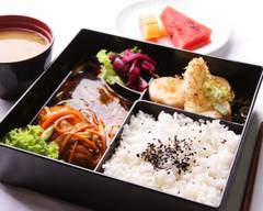 The Izakaya and Sushi House (1713 Wilson Blvd)