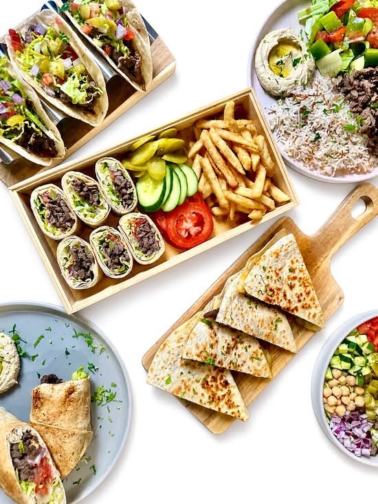 Shawarma Box Mediterranean Grill (1717 North Bayshore Drive)