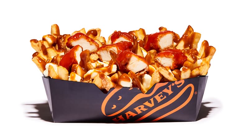 Large Buffalo Chicken Poutine 1500 cals