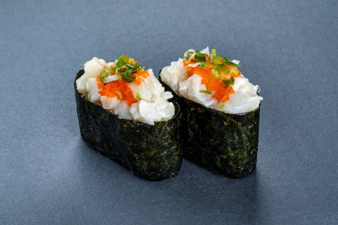 (b022) Bay Scallop Sushi