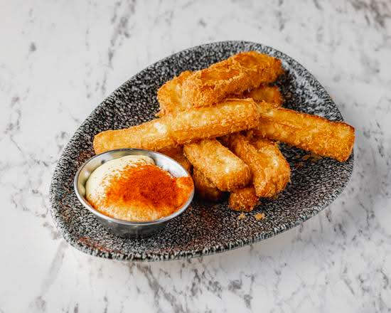 HALLOUMI FRIES (V)