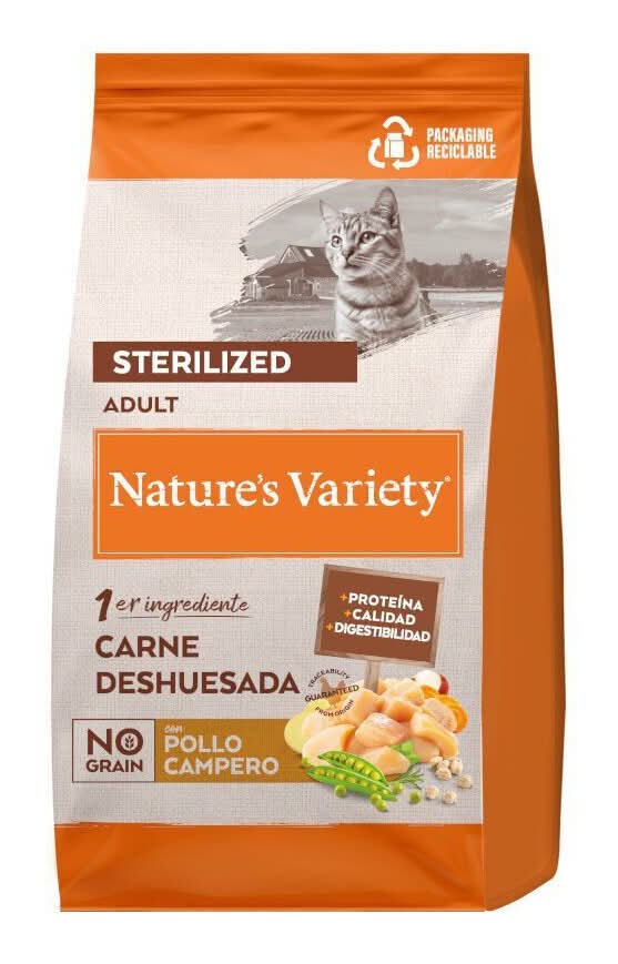 3 KG Nature's Variety Selected Adult Sterilised Pollo para gatos