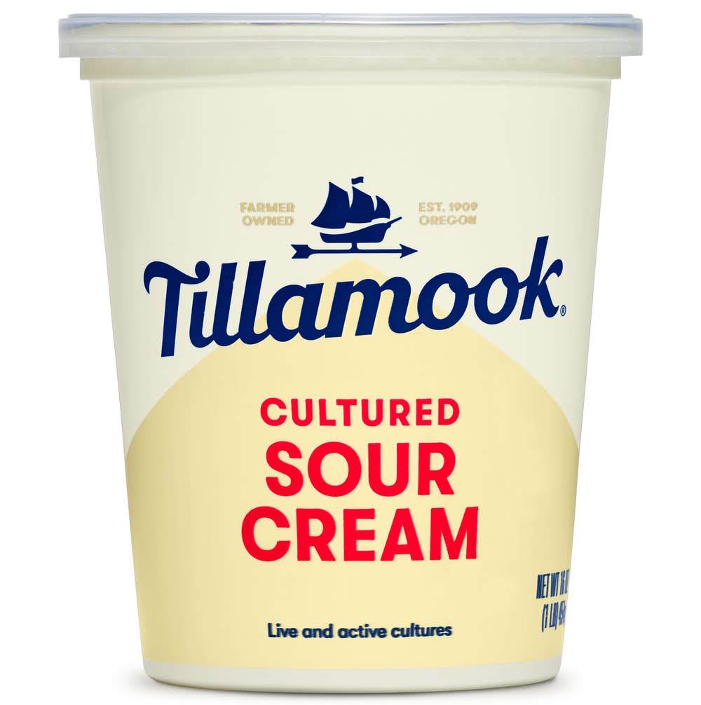 Tillamook Cultured Sour Cream (16 oz)