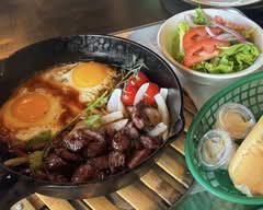 Xeo Yum (10049 Long Point Rd)