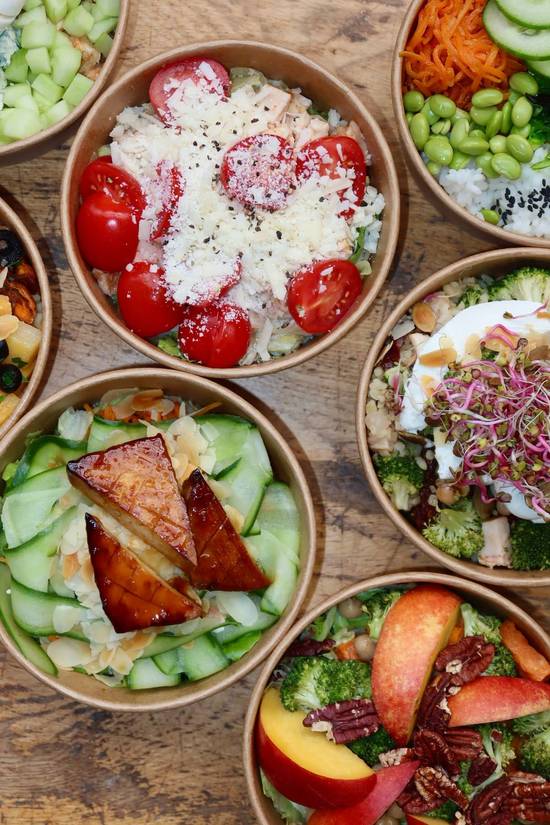 Sałatka z kurczakiem buffalo