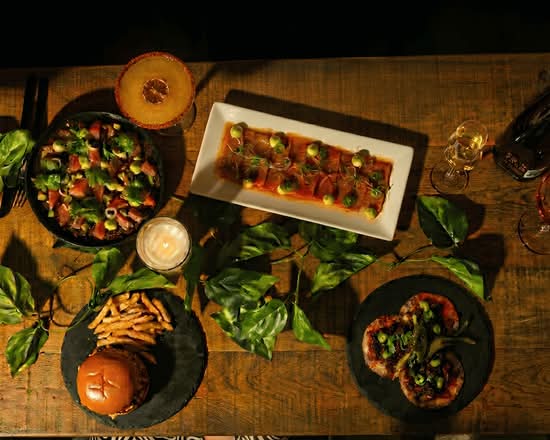 HUMO bar culinario