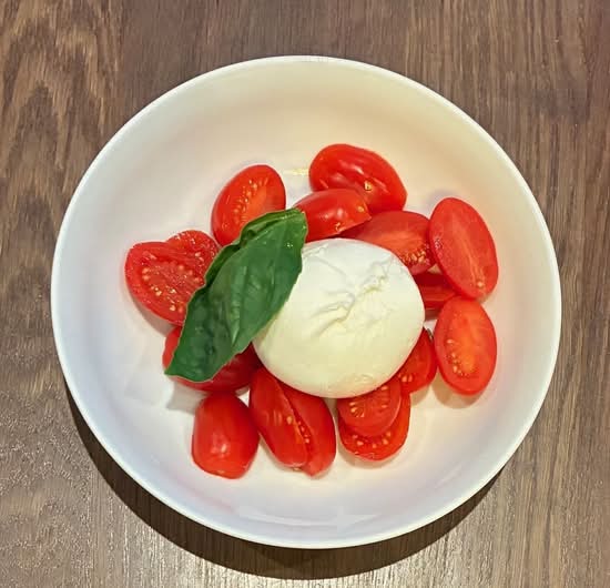 INSALATA CAPRESE DATTERINI e Burrata