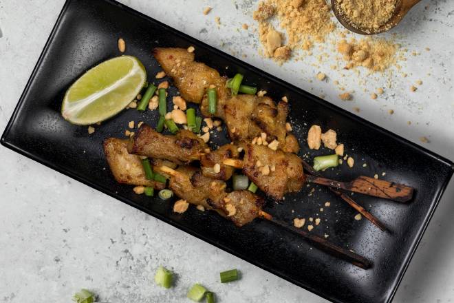 BROCHETTES DE POULET MARINÉES AU SATAY 🍢