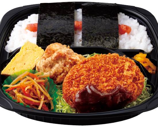 肉じゃがコロッケのり明太弁当 Meat and potato croquette lunch box with nori and cod roe