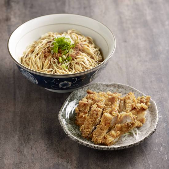C6 Crispy Chicken Dry Noodle (Breast Meat)