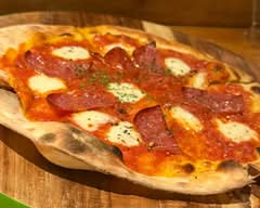イタリアンピザ　Pizzeria FLAT