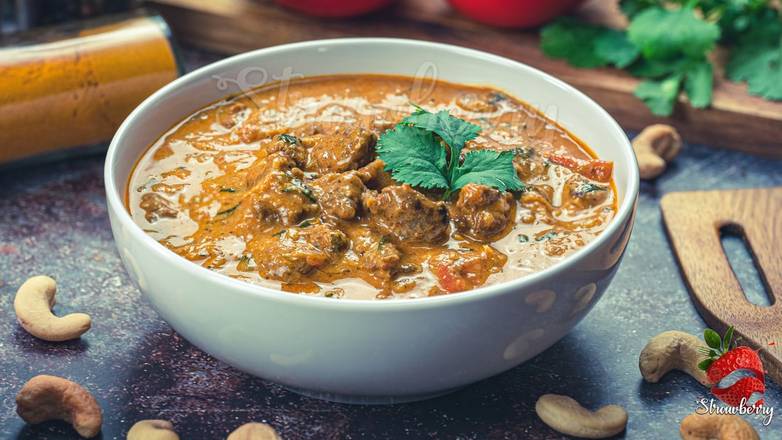 COMBO MEAL 8. Luxuriously Silky Mughal Beef Korma With Fluffy Basmati Rice, Freshly Baked Butter Naan, and 3 of our Devilishly Delicious Milktart Samoosas.
