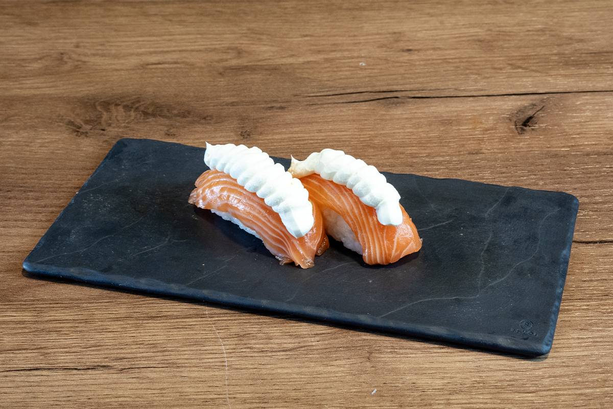 SUSHI Saumon cheese x12