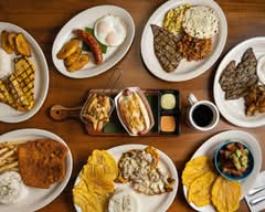 Sabores Latin Cuisine & Bakery (226 W Broad St B)