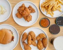 Cluckshack (22753 Ventura Blvd)