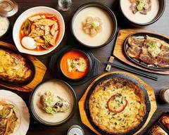 韓国料理ソルロンタン専門店牛村 Korea Restaurant woochon