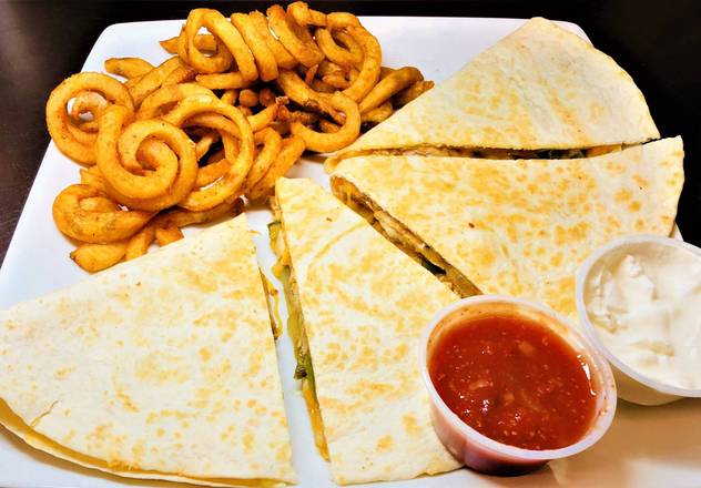 Order Grilled Chicken Quesadilla food online from Brandywine Cafe store, Philadelphia on bringmethat.com
