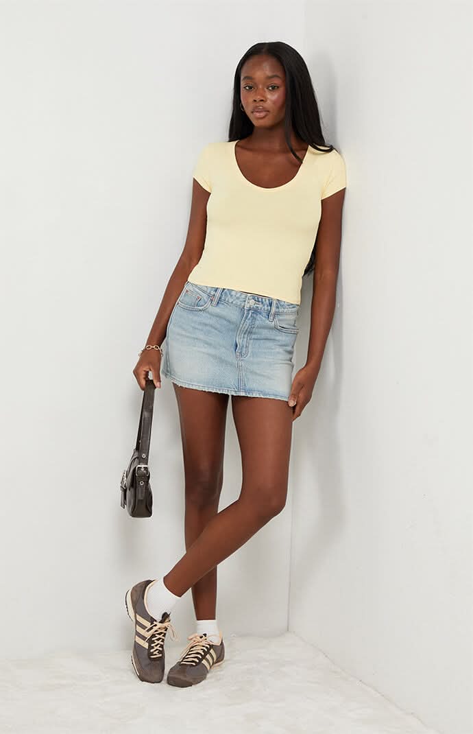 Your Favorite Women's Lucy Deep V Short Sleeve Top Yellow XS