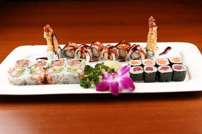 Makimono Combo 汤 (Not Gluten Free)