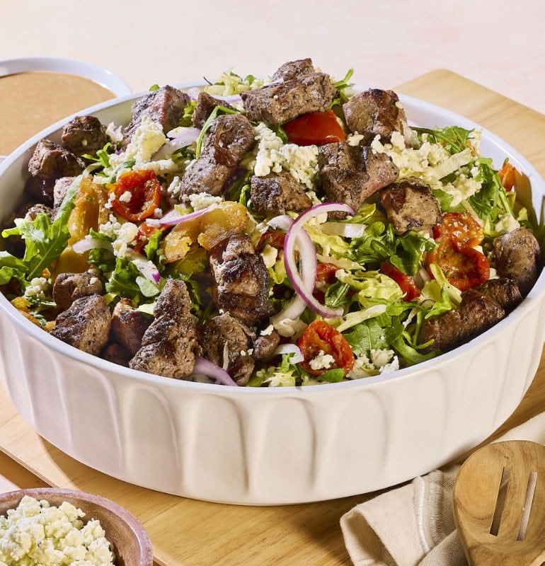 NEW - CATERING STEAKHOUSE SALAD
