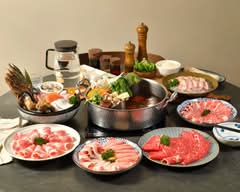 六合極品海鮮鍋物 私房料理