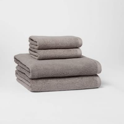 Room Essentials Antimicrobial Assorted Bath & Hand Towel Set, Gray (4 ct)