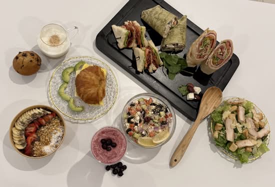 Lucian’s II cafe (100 Front Street)