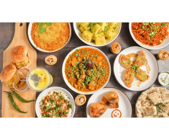 Vinni's By Vinayak (726 Sargent Avenue)