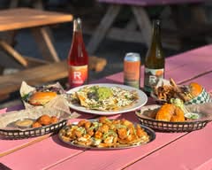 Robin - Bière Naturelle (6547 Rue Foster)