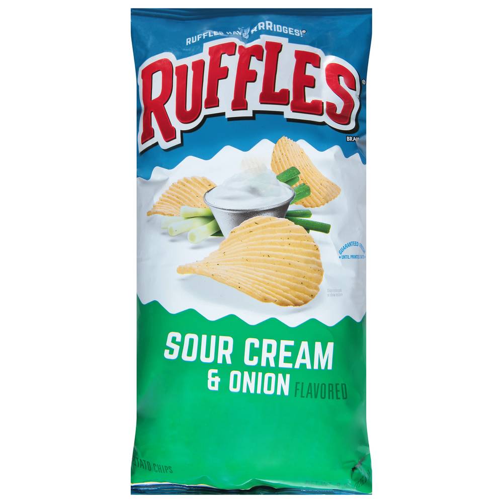 Ruffles Potato Chips, Sour Cream and Onion (8 oz)