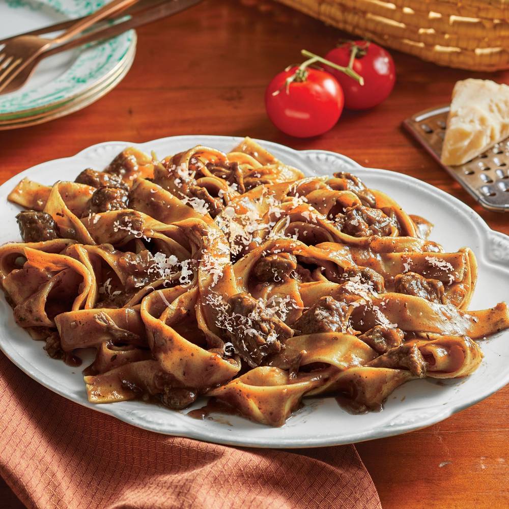 M&M Food Market Braised Beef Pappardelle Pasta