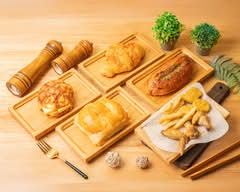 淡水小棧 麵包 炸物 飲品