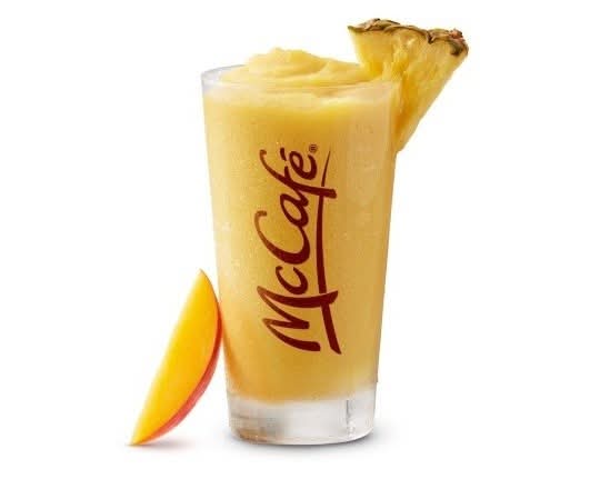 Moyen smoothie mangue-ananas [250.0 Cal]