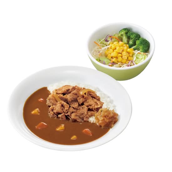 牛カレー & サラダ Pork Curry Rice w/ Beef & Salad