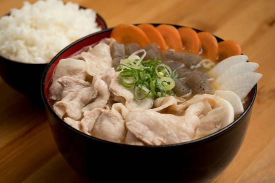 ご飯か�っこむ！豚汁キング　Miso soup with pork and vegetables 三鷹店