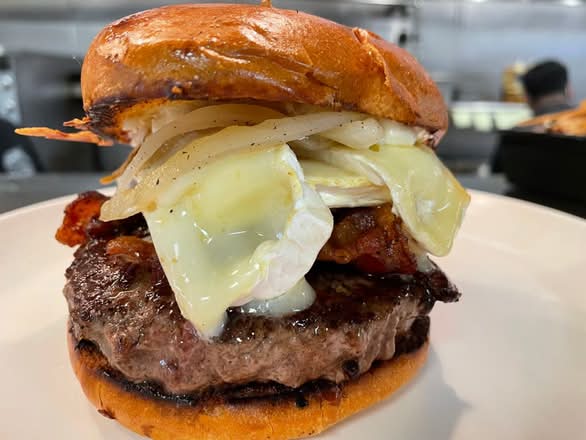 Bacon & Brie Burger