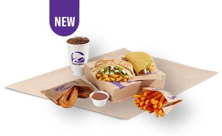 Crunchwrap Supreme® Deluxe Box