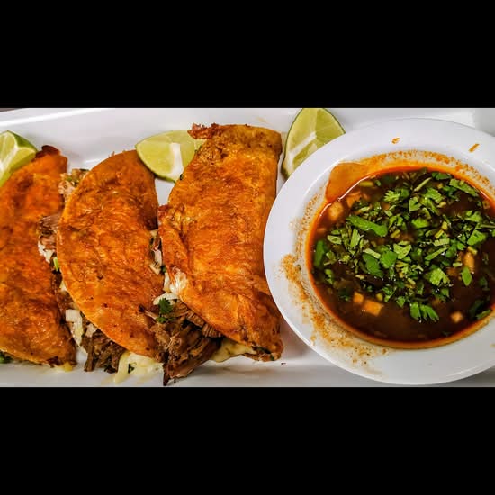 CC Reyes Tacos