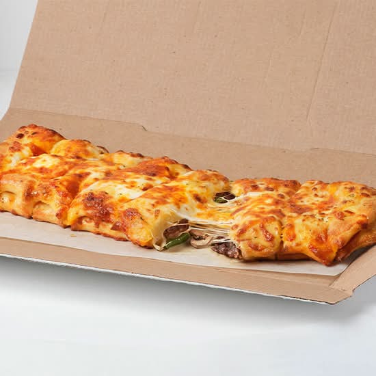 Pain CheeZZy de Domino’s Pizza farci de bifteck Philly / Domino’s Pizza Stuffed Cheesy Bread with Philly Steak