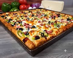 Chicago Deep Dish Pizza (50 Ave)