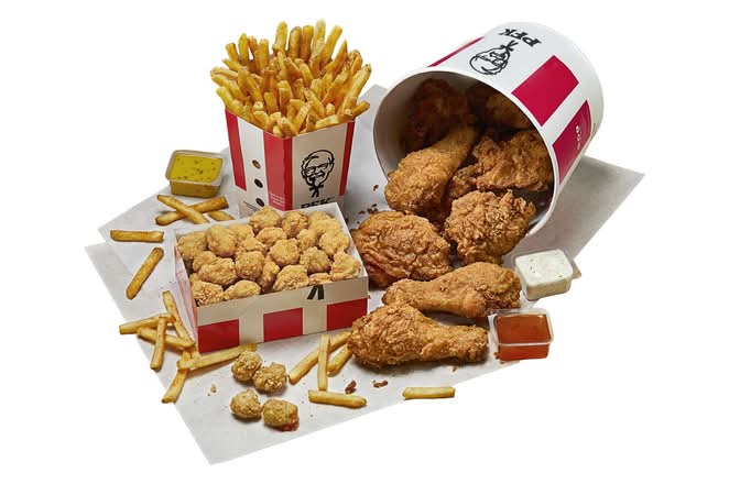 Repas pour4 à 34,99$ - 8 Morceaux de Poulet Recette Originale / 4 Can Dine For $34.99  - 8 Pieces Original Recipe Chicken