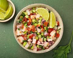 Mandilon Cevicheria & Clamatos