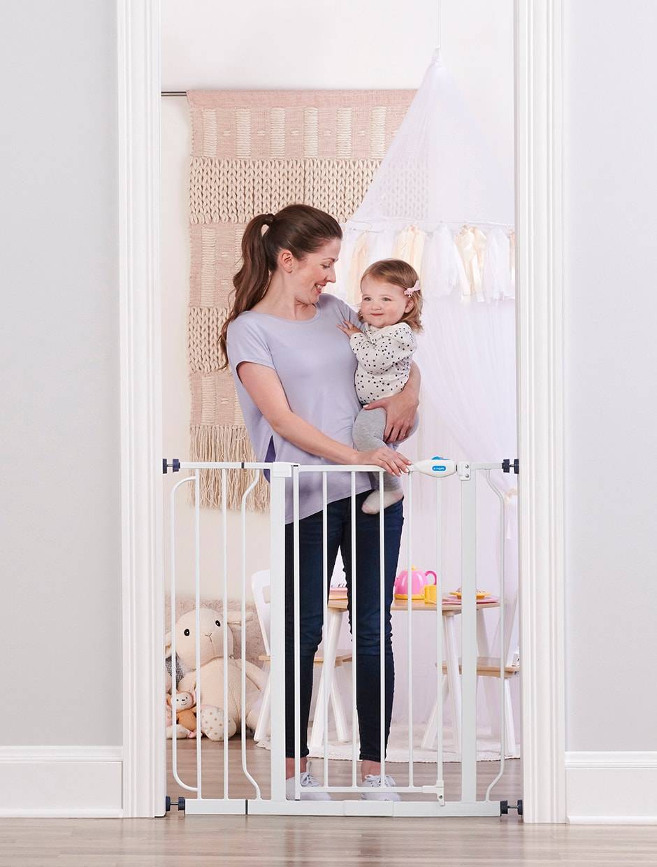 Regalo Easy Step Extra Tall Walk Thru Baby Gate