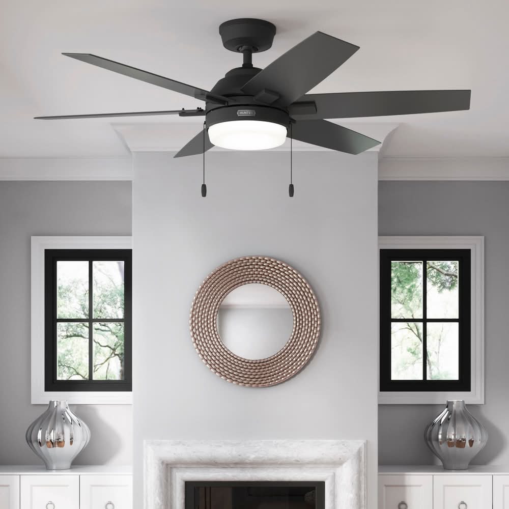 Hunter Toledo Easy Install 52-in Matte Black with Matte Black Blades Ceiling Fan With Light and Pull Chain Included 6 -Blade