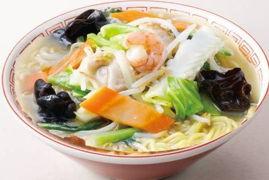 さっぱり塩味の五⽬ちゃんぽん Salt-Flavored Noodles with Assorted Ingredients