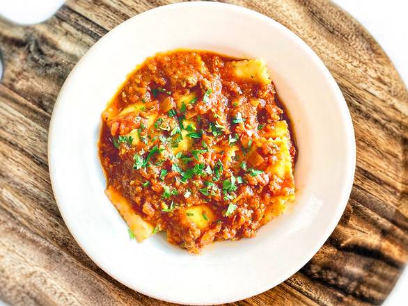 CHEESE RAVIOLI WITH MEAT SAUCE