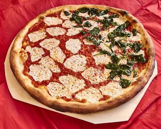Fresh Mozzarella Pie with Half Topping